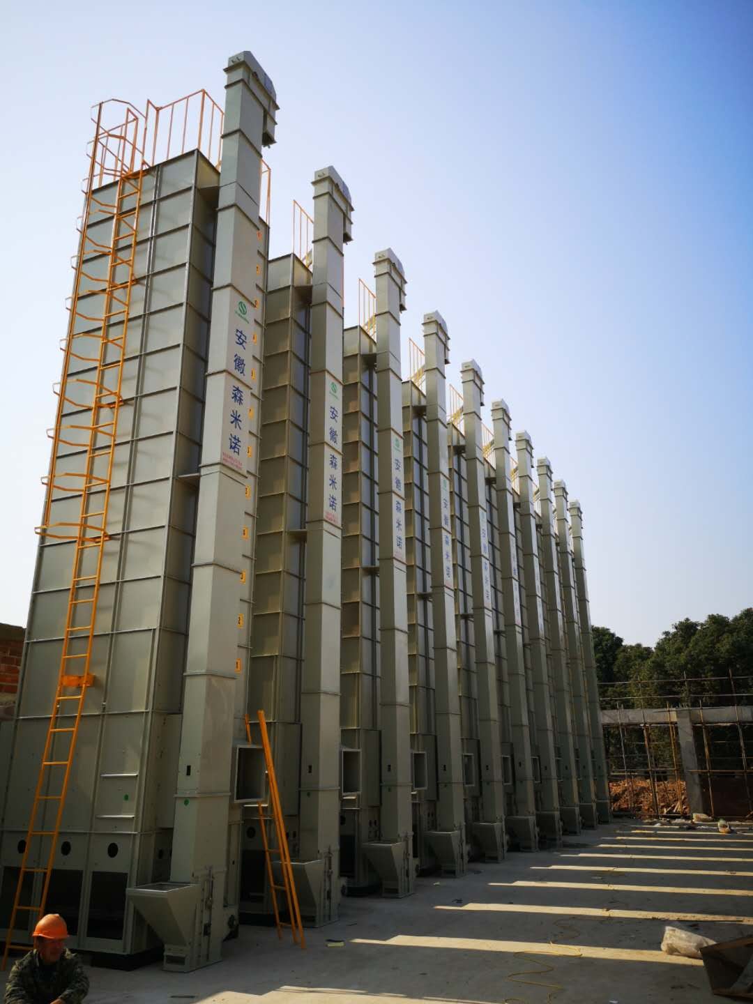 安徽10台15吨烘干机组项目